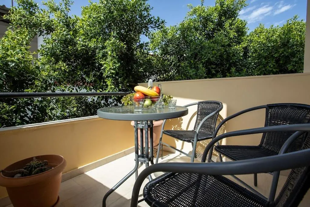 George Apartment 1 Rethymno  0*, Rethymno (Crete)
